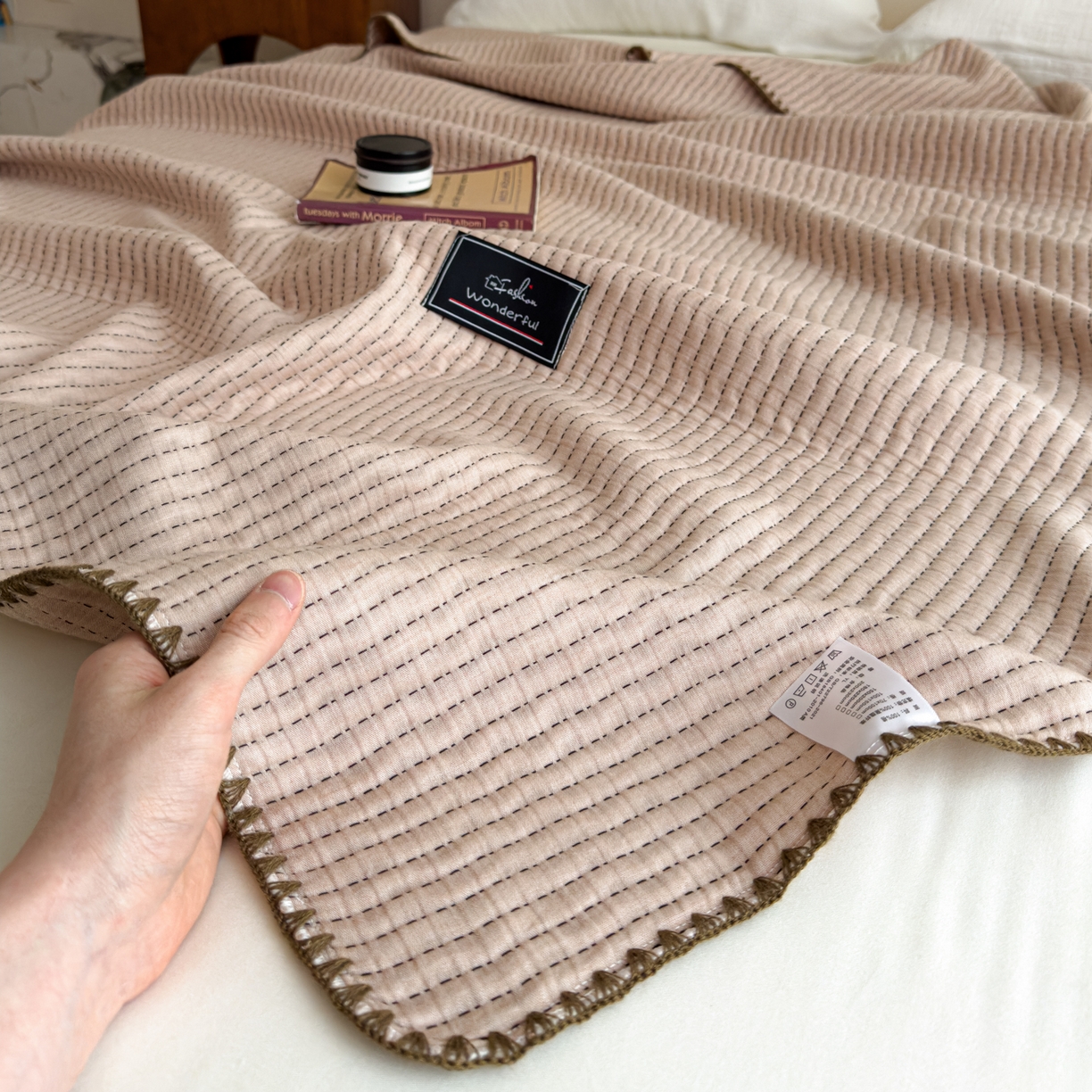 91家纺网 家纺一手货源 找家纺 云恋家纺 2026新款A类全棉毛巾被全棉学生午睡毯薄款夏被沙发空调被办公室披肩毯 初见-迪卡驼