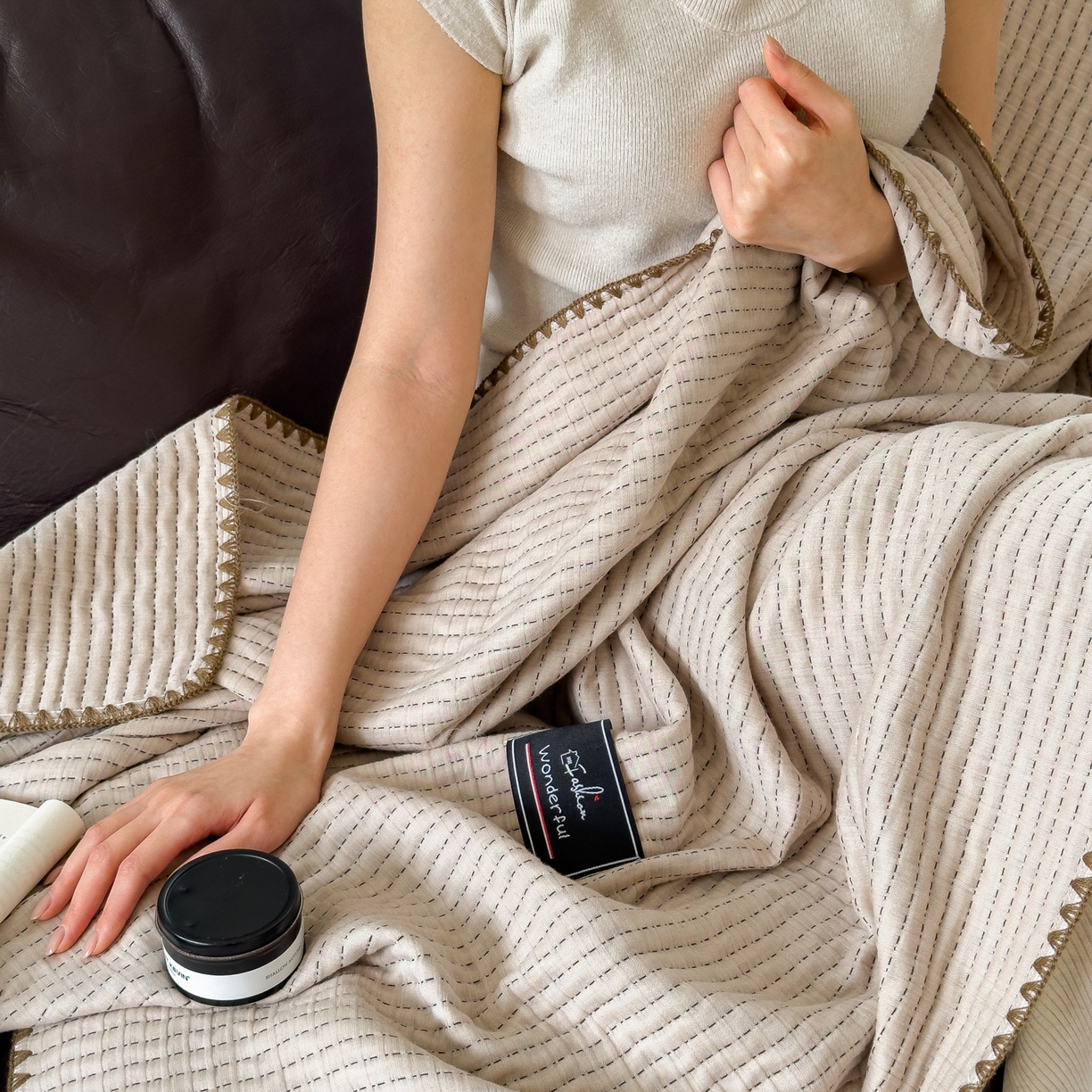 91家纺网 家纺一手货源 找家纺 云恋家纺 2026新款A类全棉毛巾被全棉学生午睡毯薄款夏被沙发空调被办公室披肩毯 初见-浅亚麻