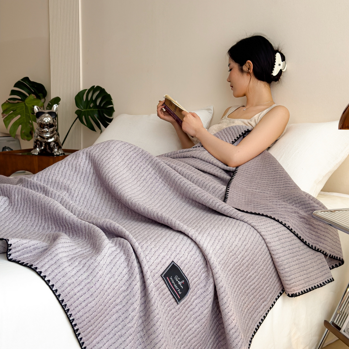 91家纺网 家纺一手货源 找家纺 云恋家纺 2026新款A类全棉毛巾被全棉学生午睡毯薄款夏被沙发空调被办公室披肩毯 初见-烟紫