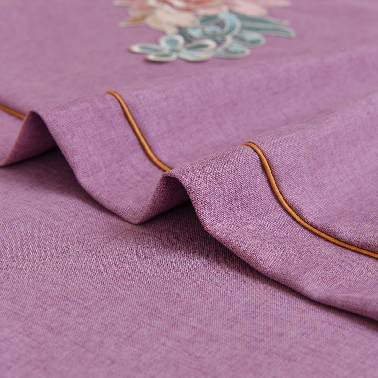 91家纺网 家纺一手货源 找家纺 莉人坊 2026新款彩棉麻床罩-富贵花开 富贵花开-幻紫