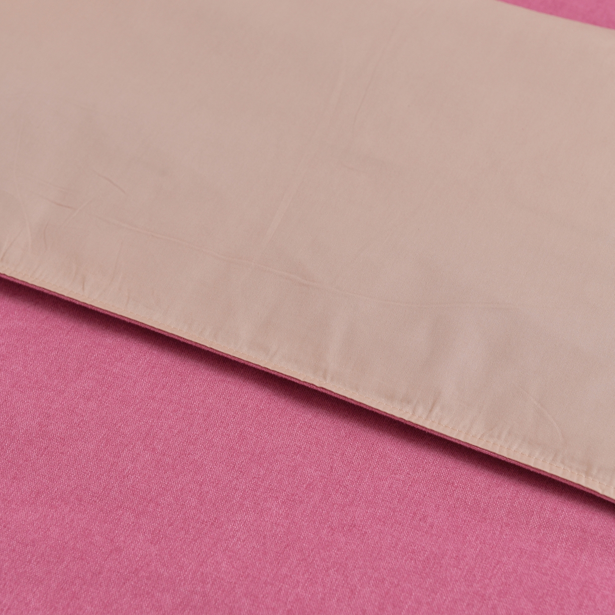 91家纺网 家纺一手货源 找家纺 莉人坊 2026新款彩棉麻床罩-富贵花开 富贵花开-玫红