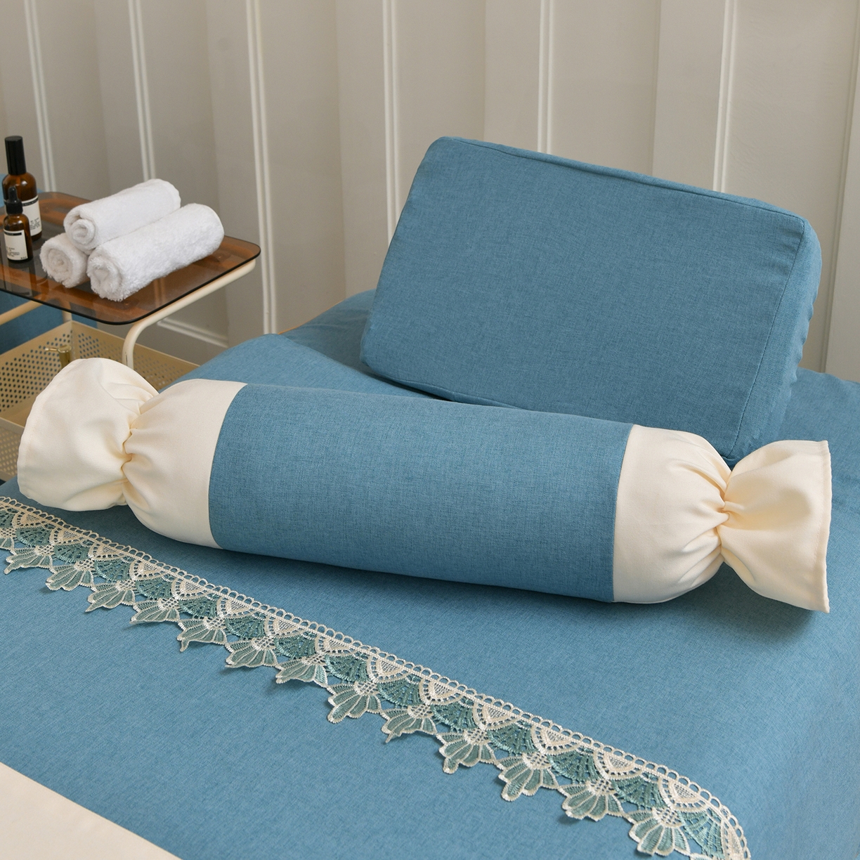 91家纺网 家纺一手货源 找家纺 莉人坊 2026新款彩棉麻床罩-富贵花开 富贵花开-湖蓝