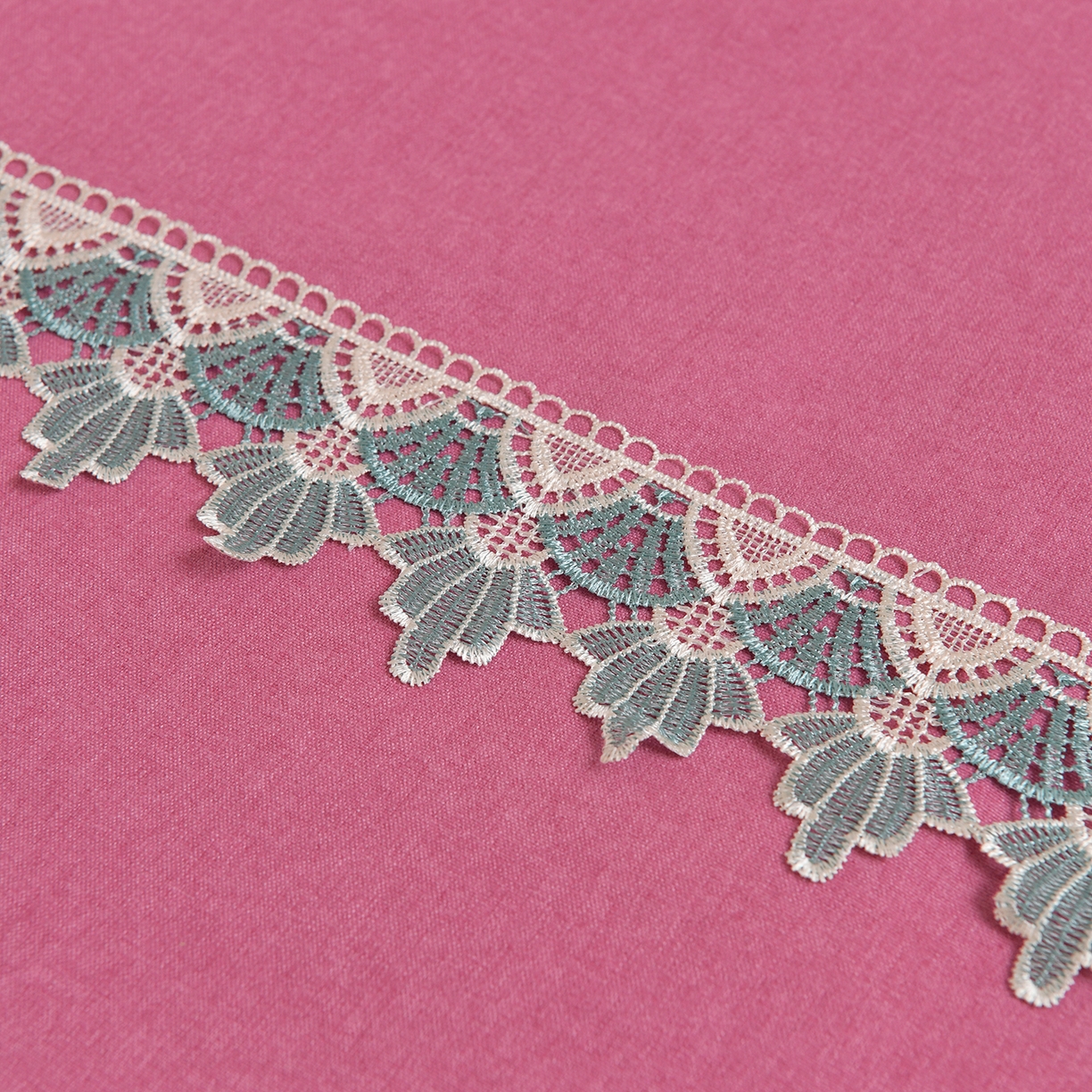 91家纺网 家纺一手货源 找家纺 莉人坊 2026新款彩棉麻床罩-富贵花开 富贵花开-玫红