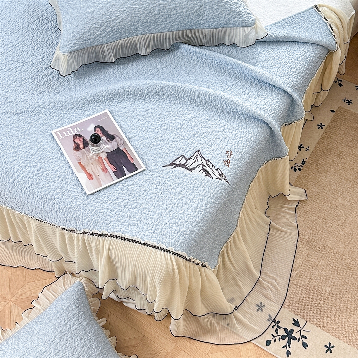 91家纺网 家纺一手货源 找家纺 （总）源舍家纺 2026新款PE长白冰绣豆豆直播线下床笠款床裙款