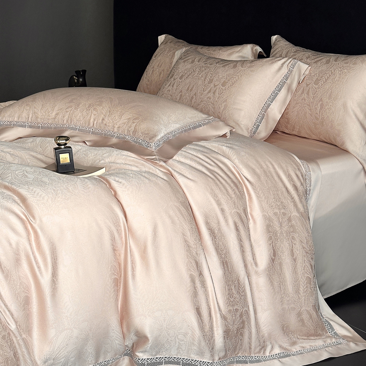 91家纺网 家纺一手货源 找家纺 （总）南通朵美纺织品有限公司 2026新款100支天丝镂空提花斐庭系列四件套