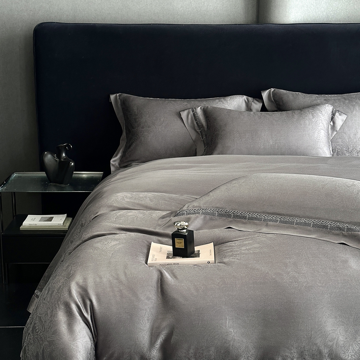 91家纺网 家纺一手货源 找家纺 南通朵美纺织品有限公司 2026新款100支天丝镂空提花斐庭系列四件套 斐庭（浅灰）