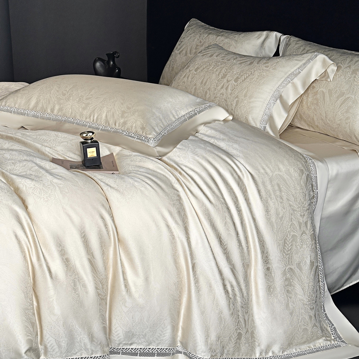 91家纺网 家纺一手货源 找家纺 南通朵美纺织品有限公司 2026新款100支天丝镂空提花斐庭系列四件套 斐庭（米白）