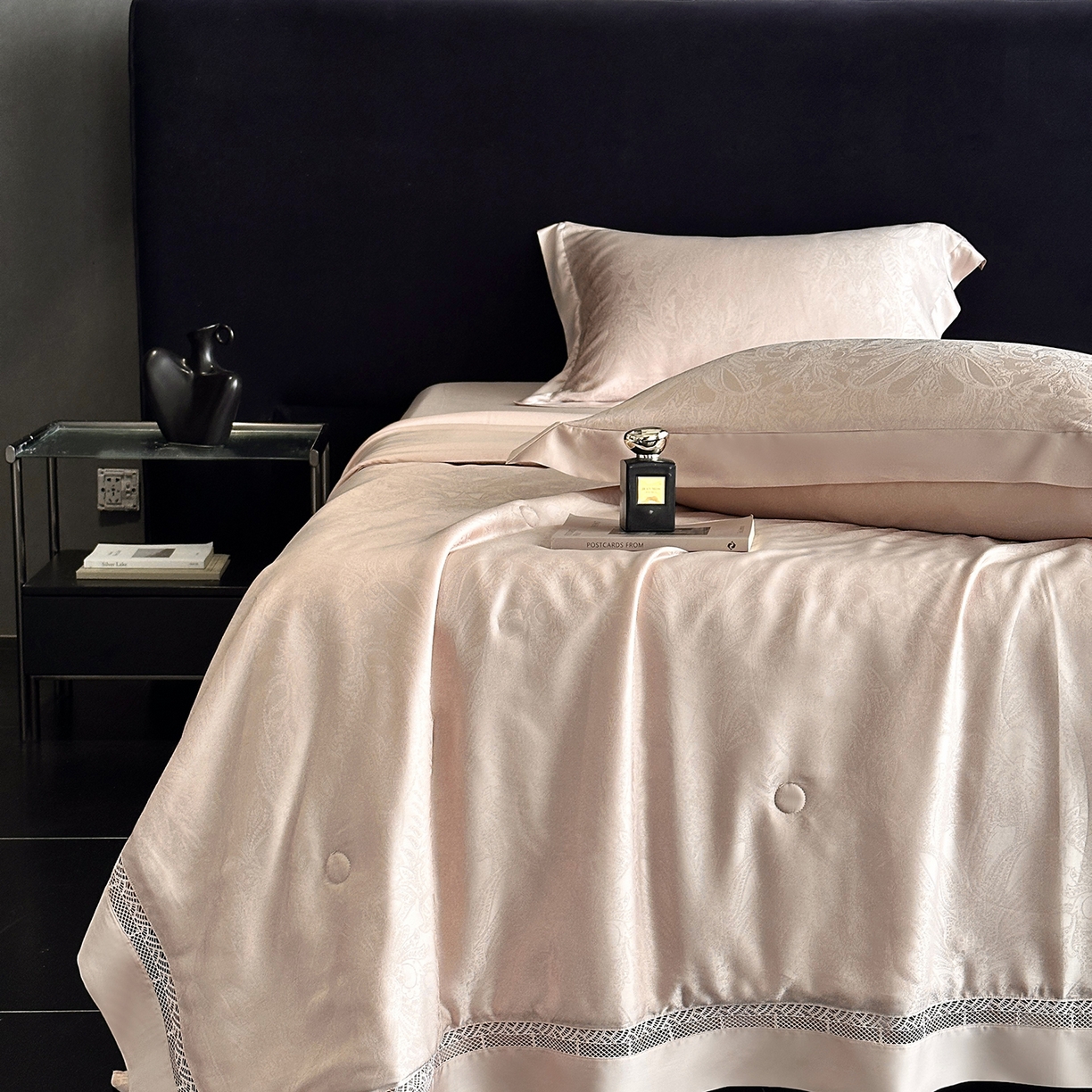 91家纺网 家纺一手货源 找家纺 （总）南通朵美纺织品有限公司 2026新款100支天丝镂空提花斐庭系列夏被四件套