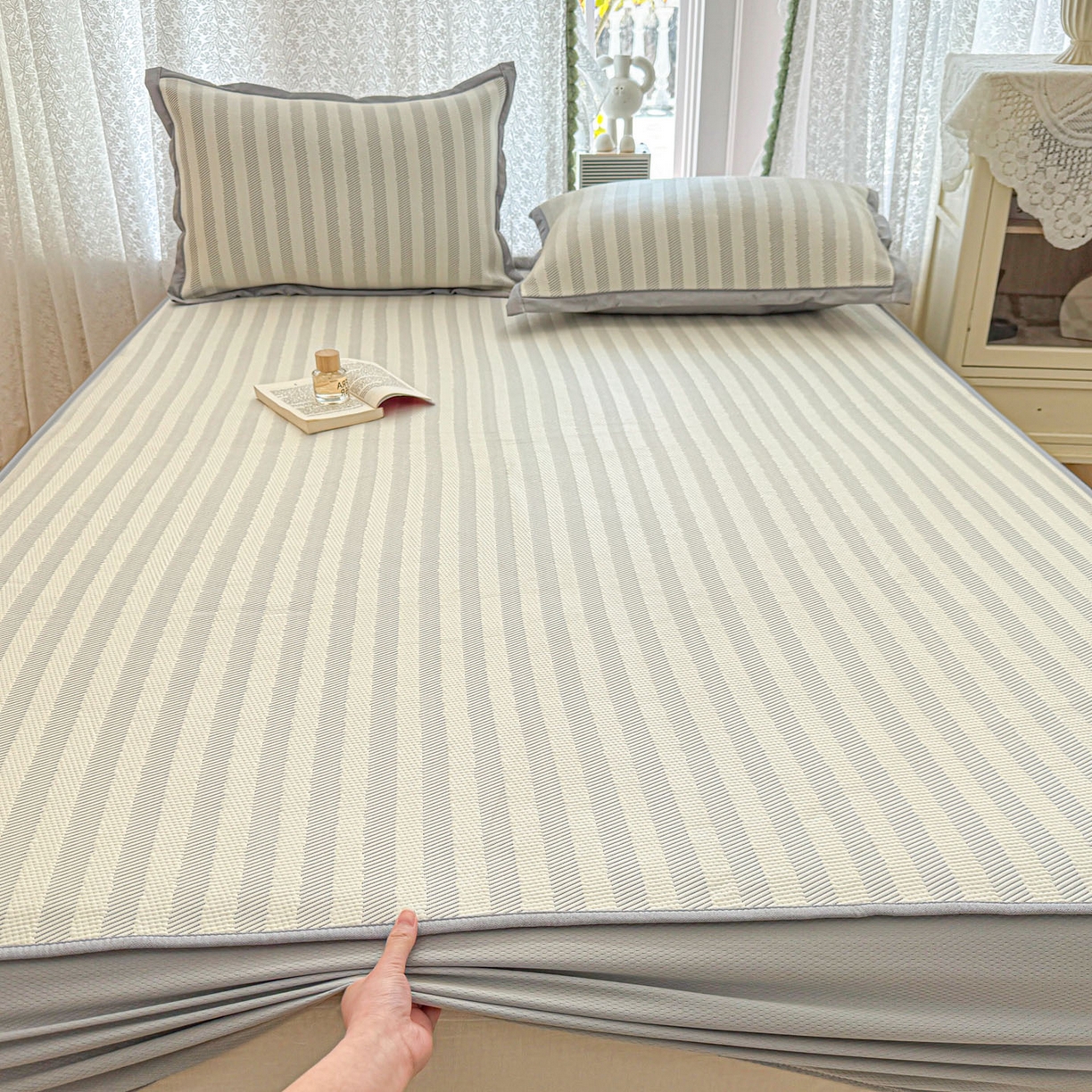 91家纺网 家纺一手货源 找家纺 川悦生活 2026新款凉豆豆提花凉席床笠款 床笠甜心-月灰