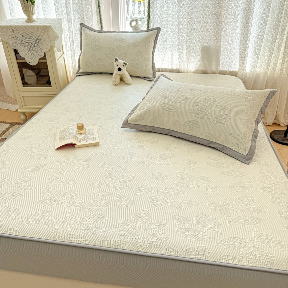 91家纺网 家纺一手货源 找家纺 川悦生活 2026新款凉豆豆提花凉席床笠款 床笠月桂-月银