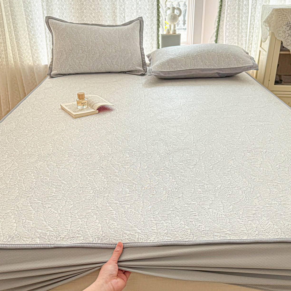 91家纺网 家纺一手货源 找家纺 川悦生活 2026新款凉豆豆提花凉席床笠款 床笠夏季岛屿-月银