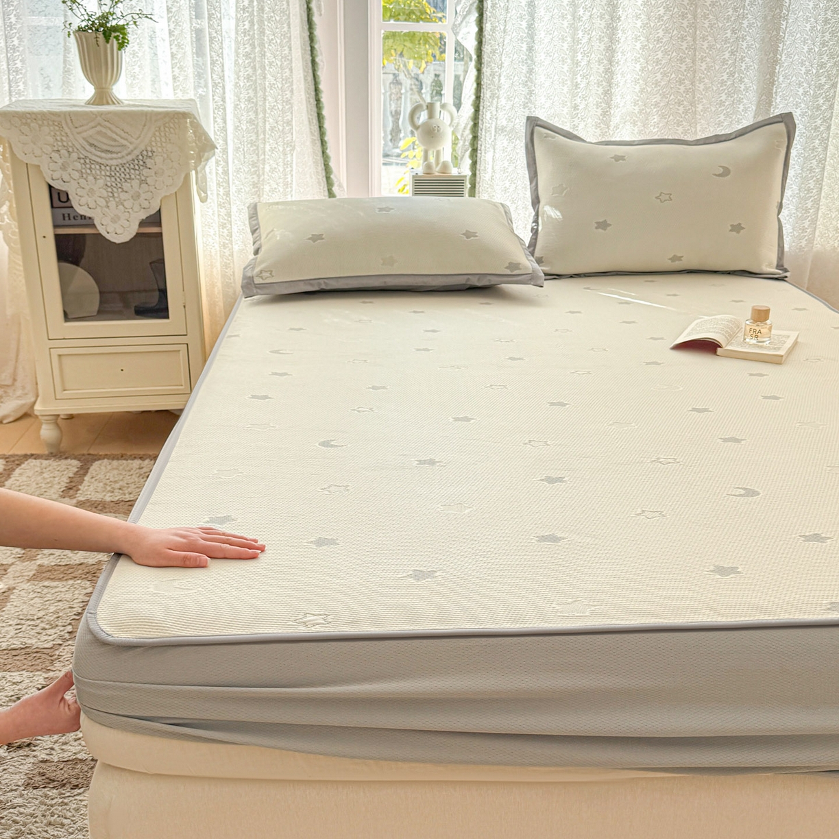 91家纺网 家纺一手货源 找家纺 川悦生活 2026新款凉豆豆提花凉席床笠款 床笠奶油星月