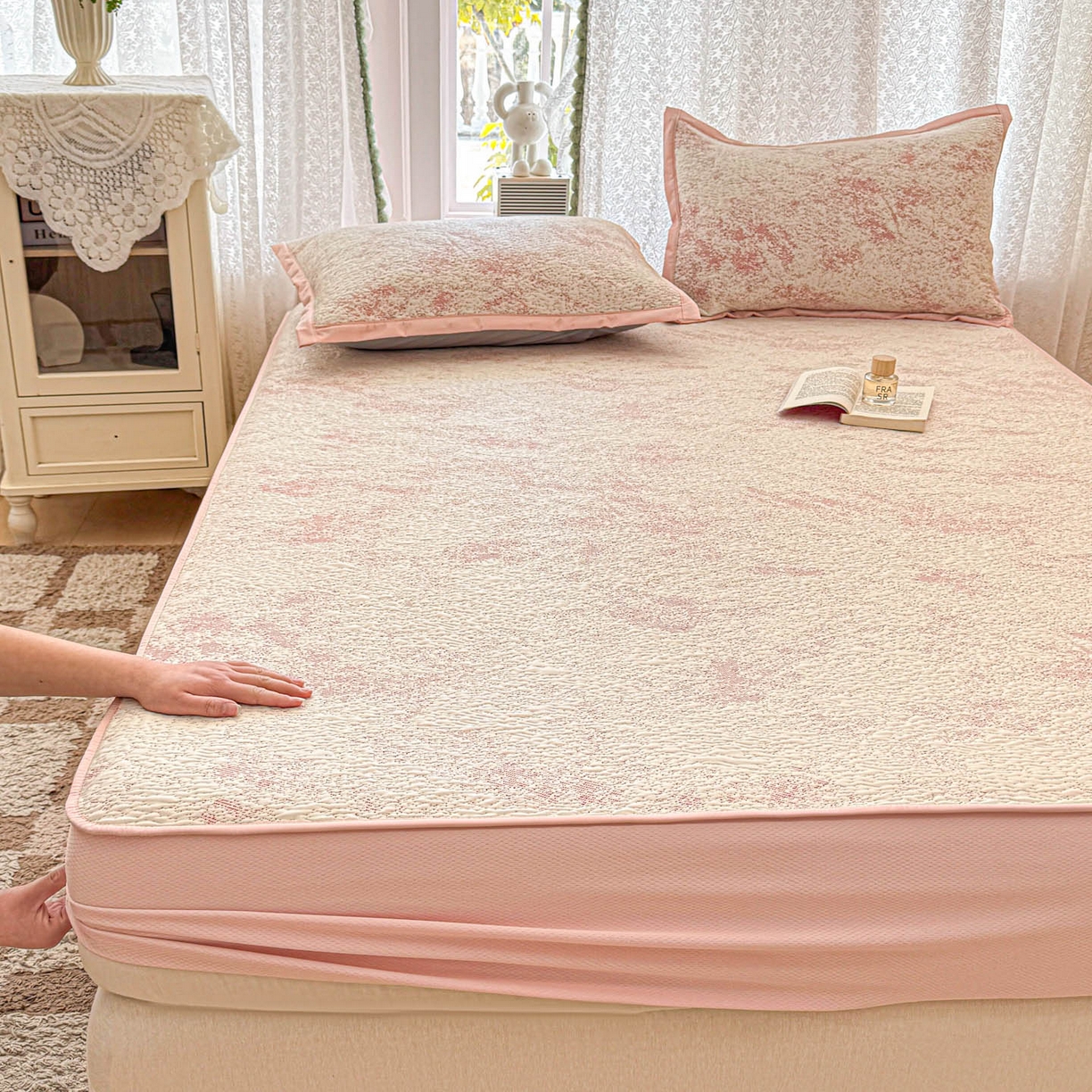 91家纺网 家纺一手货源 找家纺 川悦生活 2026新款凉豆豆提花凉席床笠款 床笠尼尔-粉