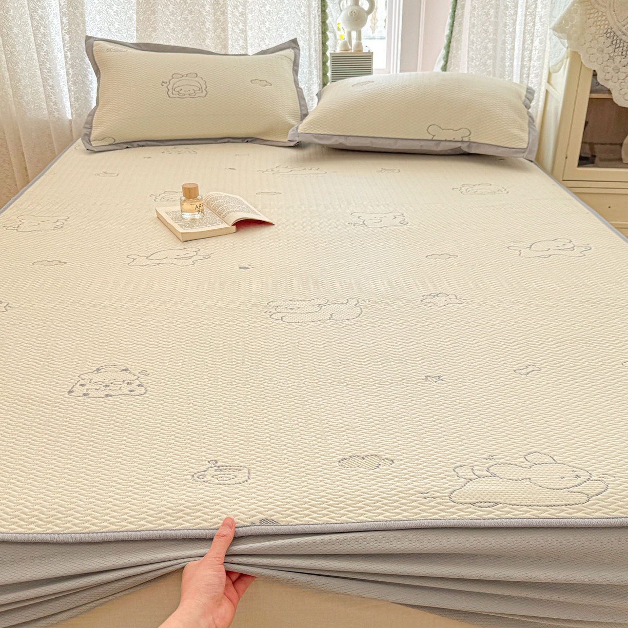 91家纺网 家纺一手货源 找家纺 川悦生活 2026新款凉豆豆提花凉席床笠款 床笠朴朴小旺