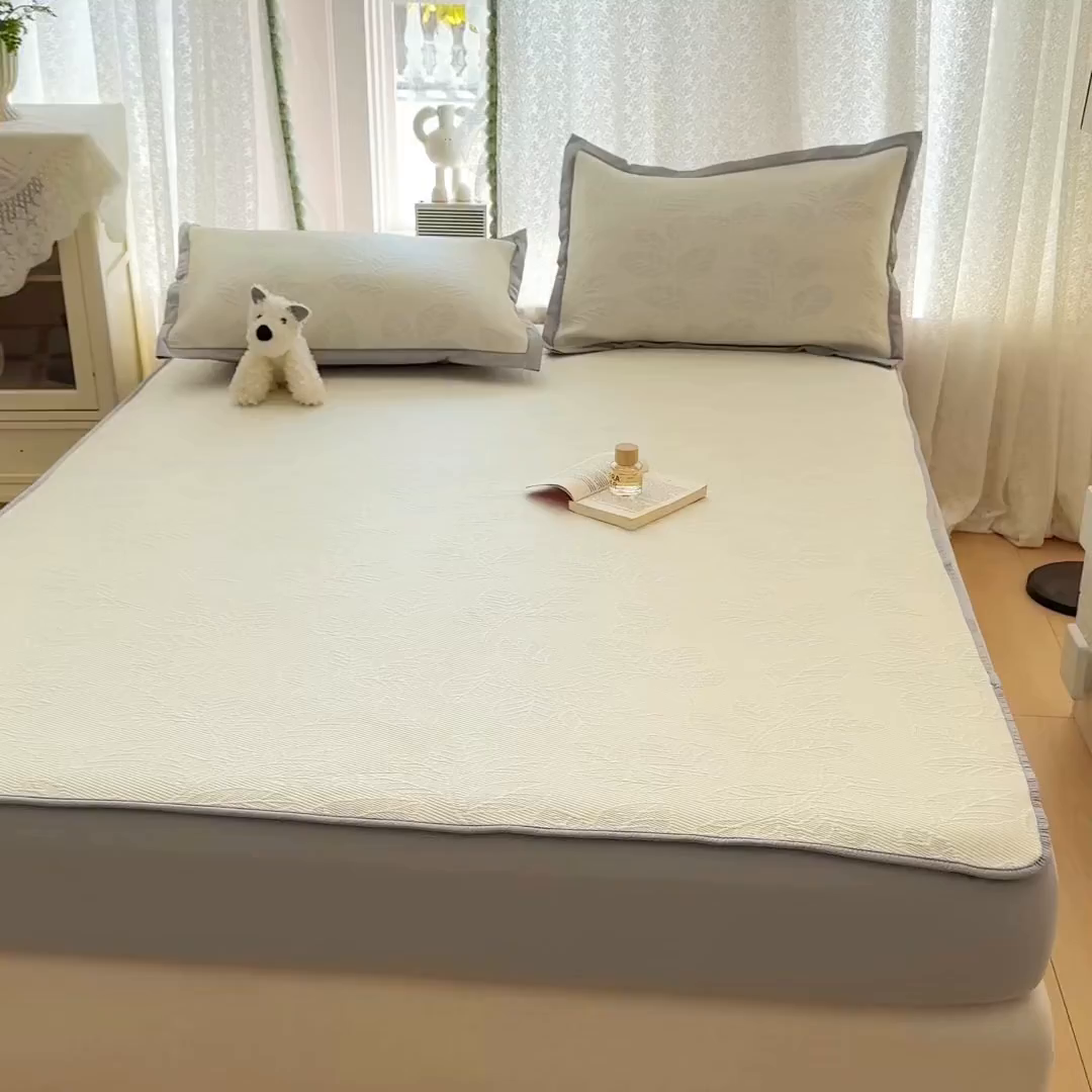 91家纺网 家纺一手货源 找家纺 川悦生活 2026新款凉豆豆提花凉席床笠款 床笠夏季岛屿-月银