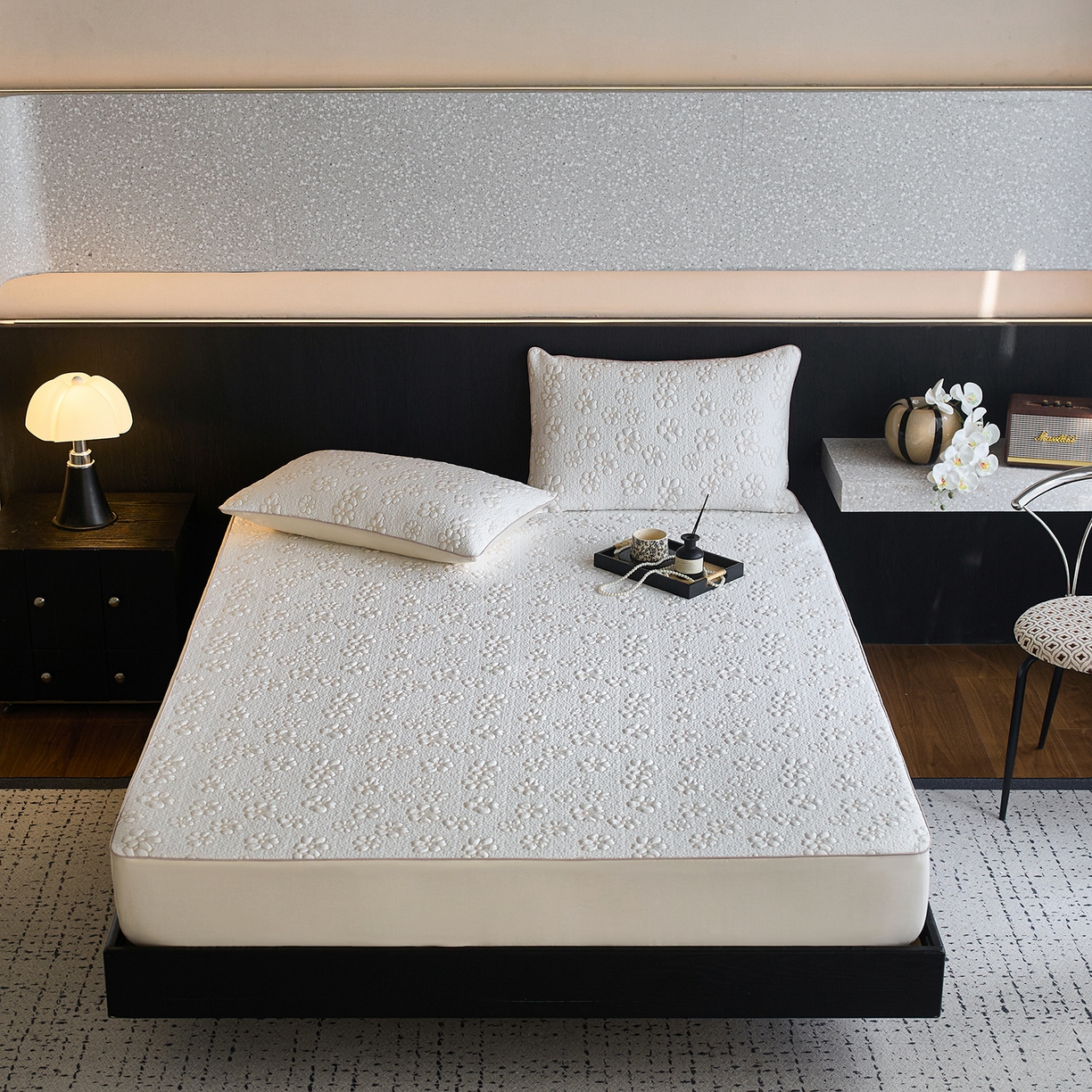 91家纺网 家纺一手货源 找家纺 安莱生活 2026新品A类“冰糕”高分子PE550D床笠款（含银丝款）三件套凉席第二批 浅花-香槟