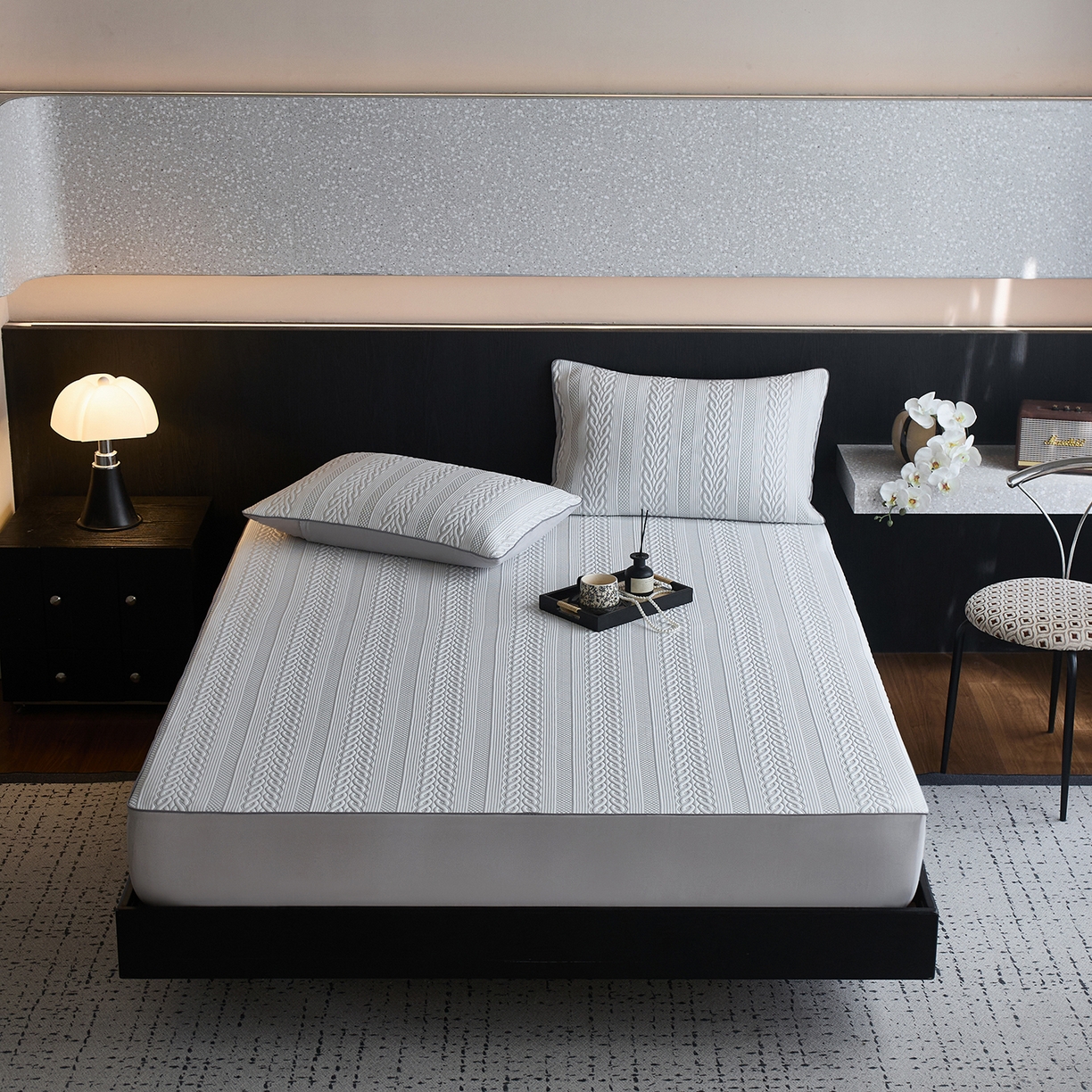 91家纺网 家纺一手货源 找家纺 安莱生活 2026新品A类“冰糕”高分子PE550D床笠款（含银丝款）三件套凉席第二批 素织-雾灰