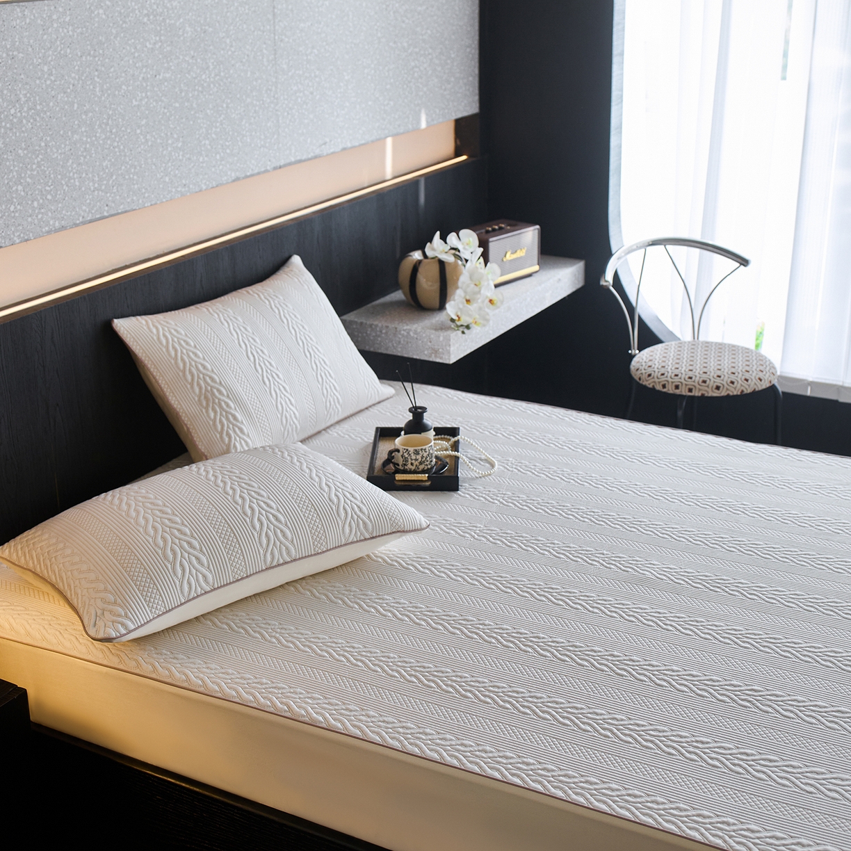 91家纺网 家纺一手货源 找家纺 安莱生活 2026新品A类“冰糕”高分子PE550D床笠款（含银丝款）三件套凉席第二批 素织-香槟