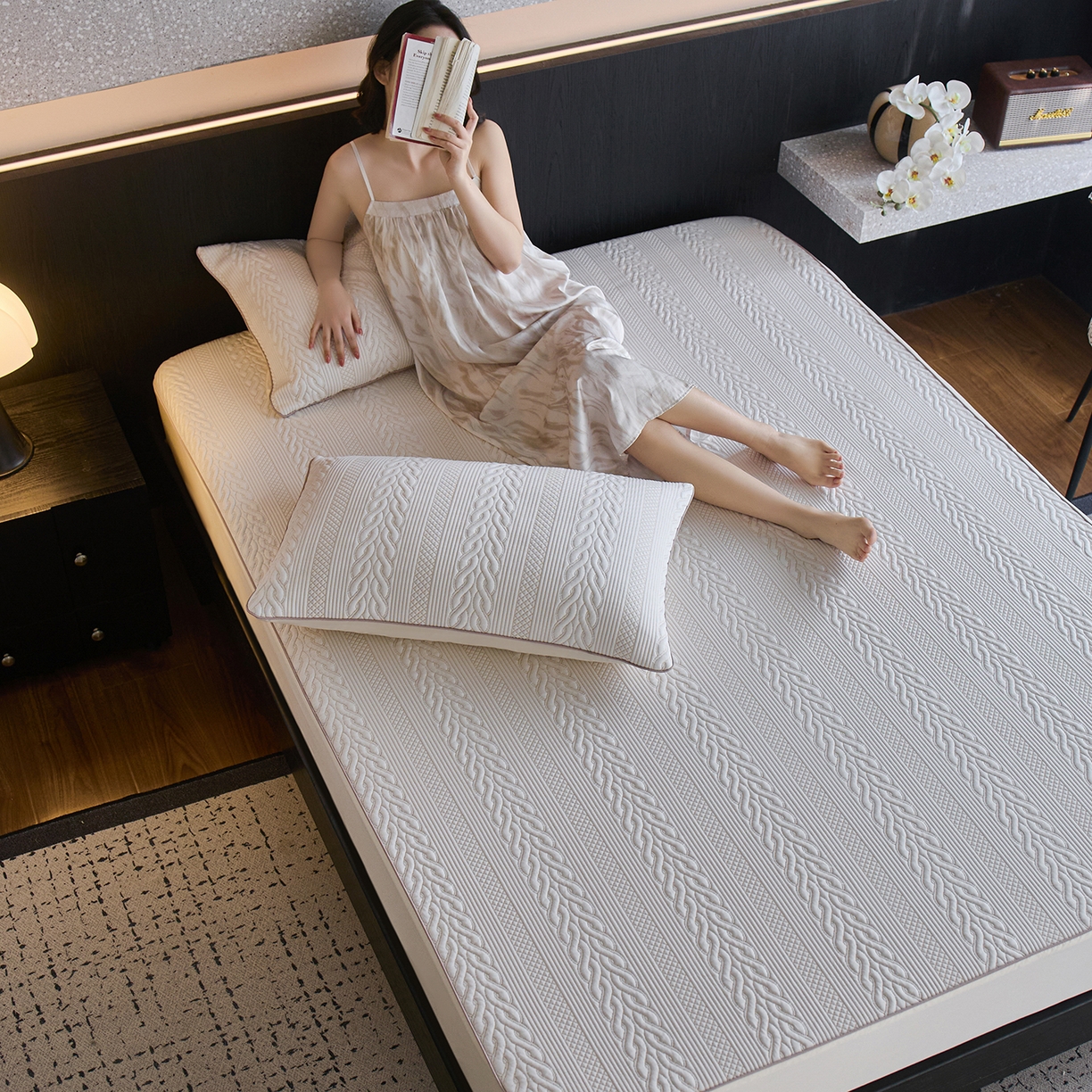 91家纺网 家纺一手货源 找家纺 安莱生活 2026新品A类“冰糕”高分子PE550D床笠款（含银丝款）三件套凉席第二批 素织-香槟