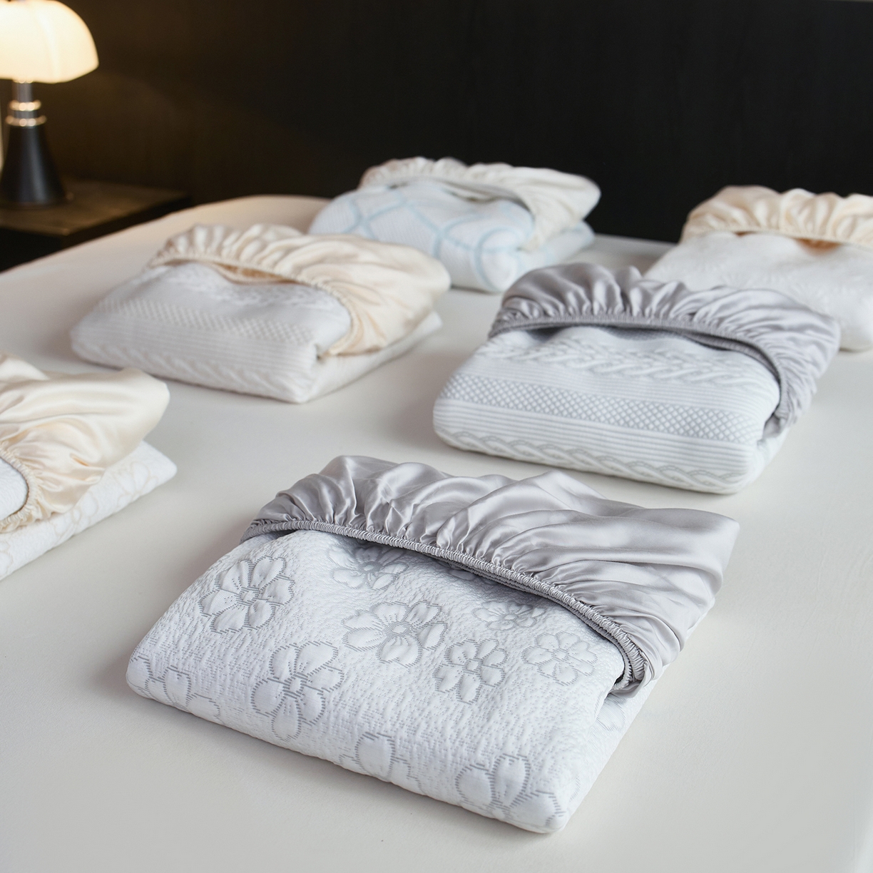 91家纺网 家纺一手货源 找家纺 安莱生活 2026新品A类“冰糕”高分子PE550D床笠款（含银丝款）三件套凉席第二批 组合