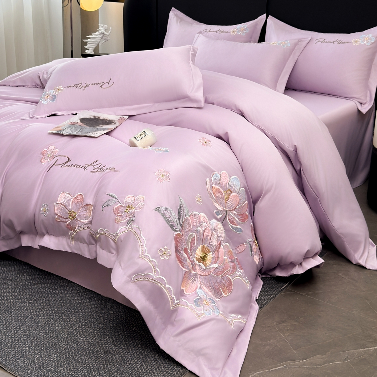 91家纺网 家纺一手货源 找家纺 色鬼布艺高端家居主号 2026新款水洗冰丝刺绣逐梦花园四件套 逐梦花园-芋泥紫