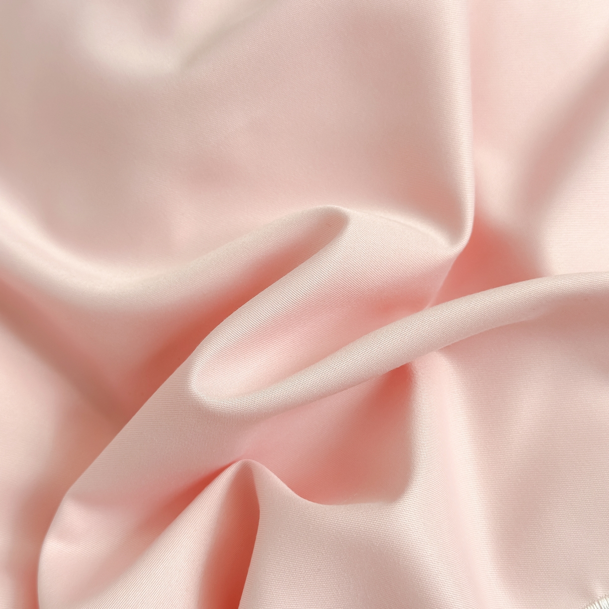 91家纺网 家纺一手货源 找家纺 色鬼布艺高端家居主号 2026新款水洗冰丝刺绣逐梦花园四件套 逐梦花园-温柔粉