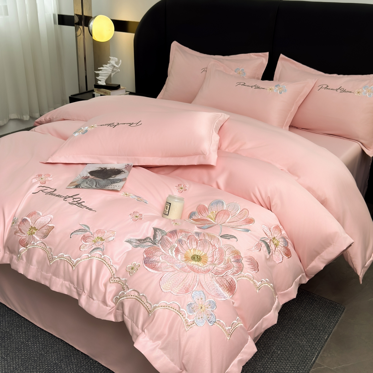 91家纺网 家纺一手货源 找家纺 色鬼布艺高端家居主号 2026新款水洗冰丝刺绣逐梦花园四件套 逐梦花园-温柔粉