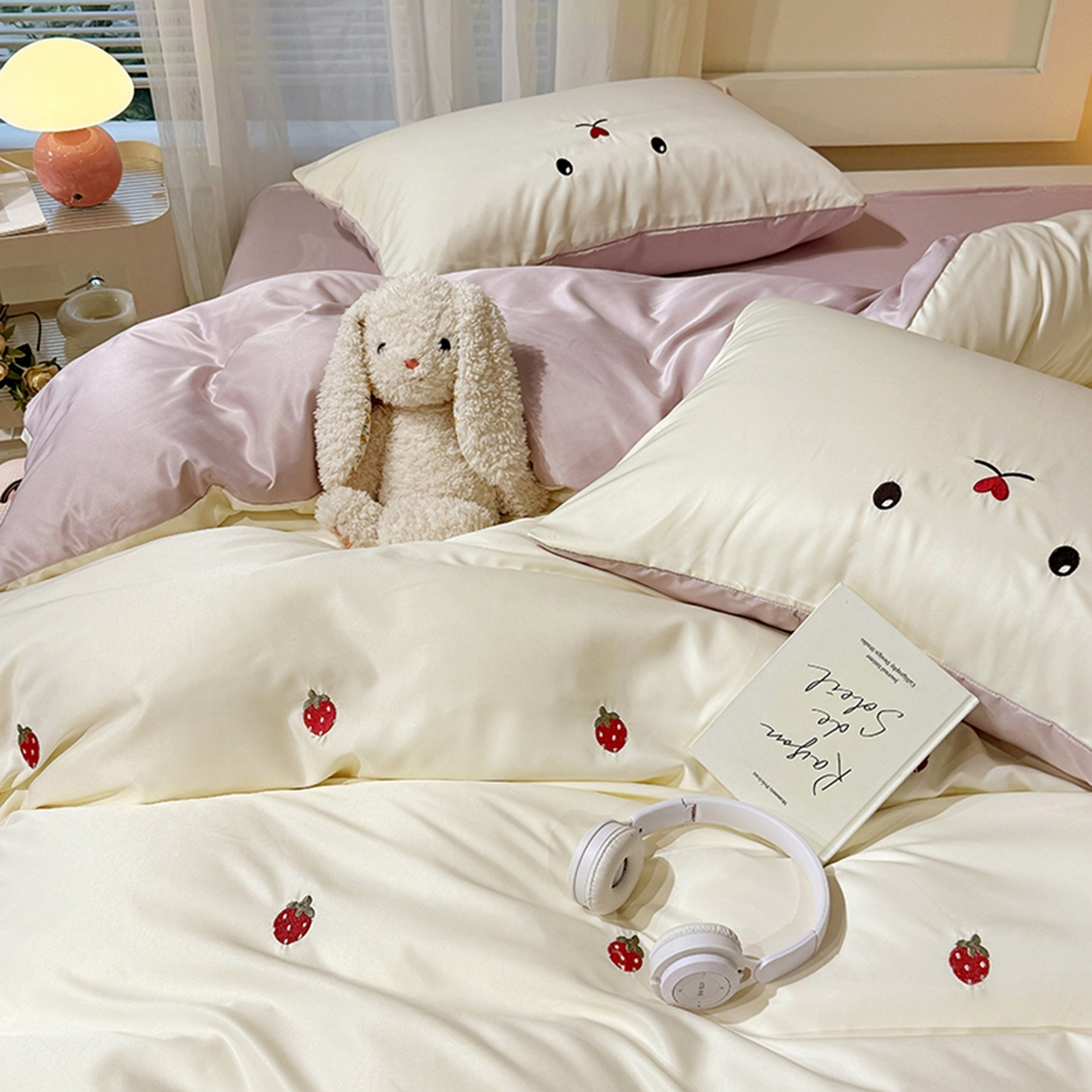 91家纺网 家纺一手货源 找家纺 色鬼布艺高端家居主号 2026春夏新款小清新元气刺绣水洗真丝四件套 爱心-白紫