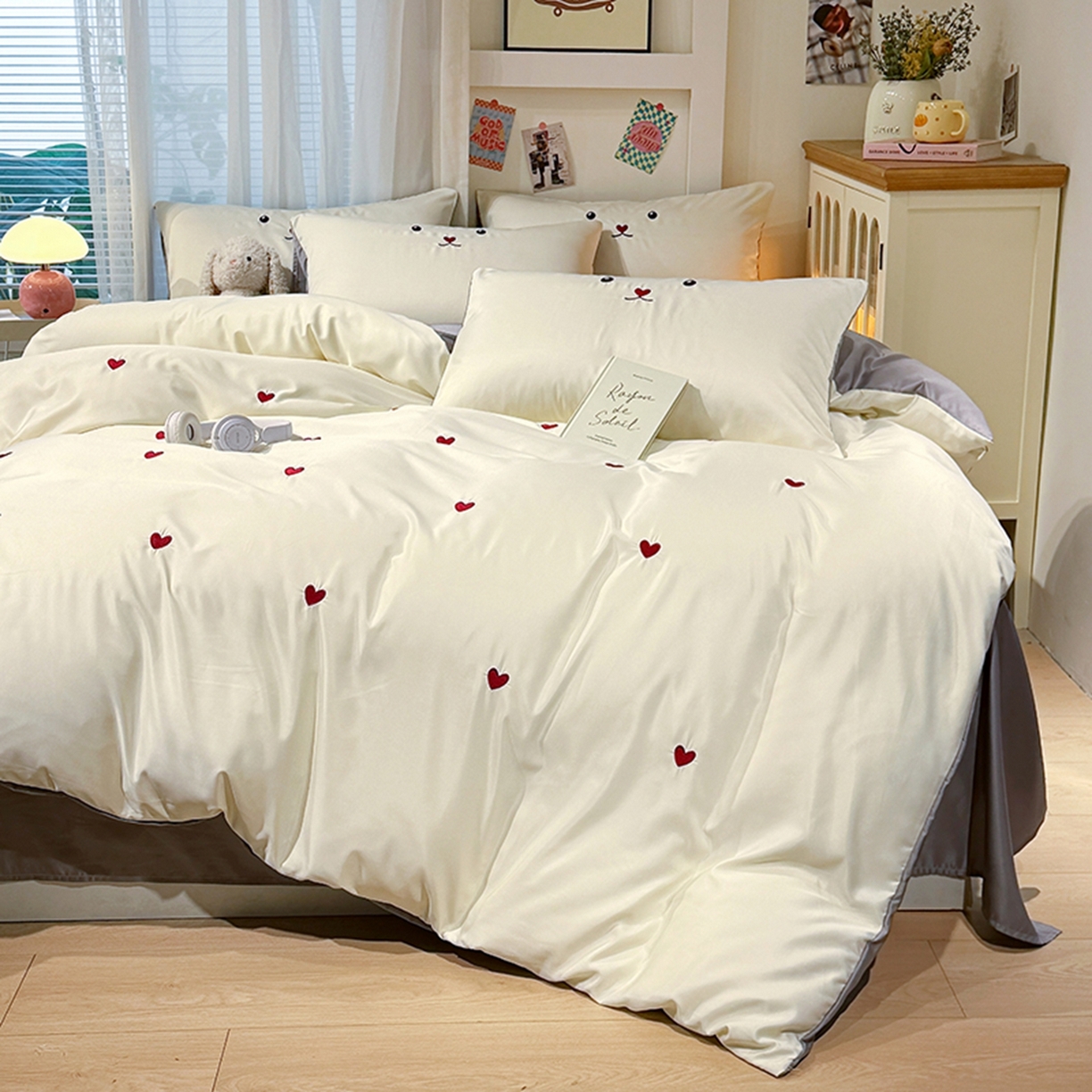 91家纺网 家纺一手货源 找家纺 （总）色鬼布艺高端家居主号 2026春夏新款小清新元气刺绣水洗真丝四件套