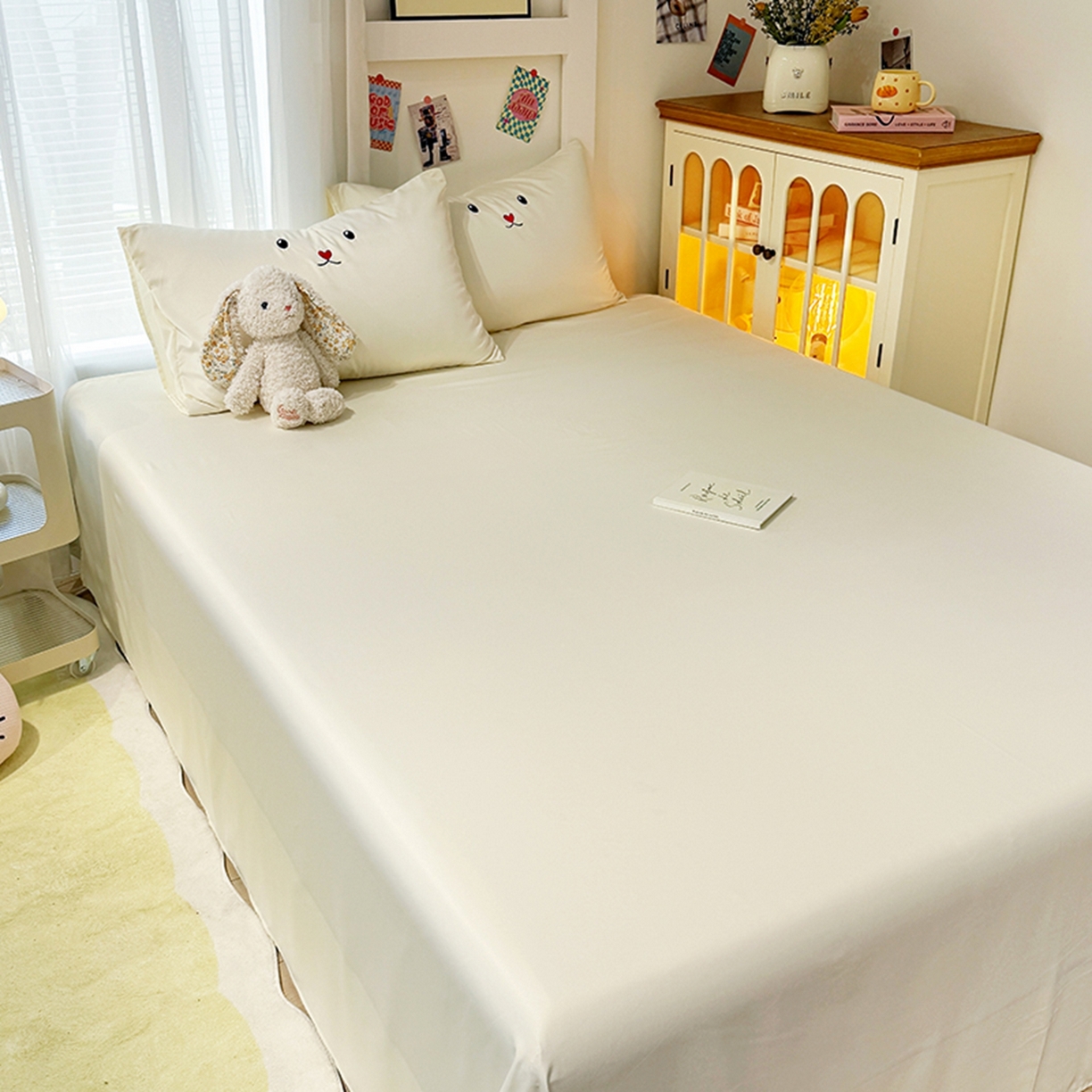 91家纺网 家纺一手货源 找家纺 色鬼布艺高端家居主号 2026春夏新款小清新元气刺绣水洗真丝四件套 爱心-奶白