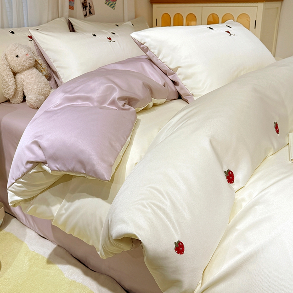 色鬼布艺高端家居主号 2026春夏新款小清新元气刺绣水洗真丝四件套 爱心-白紫