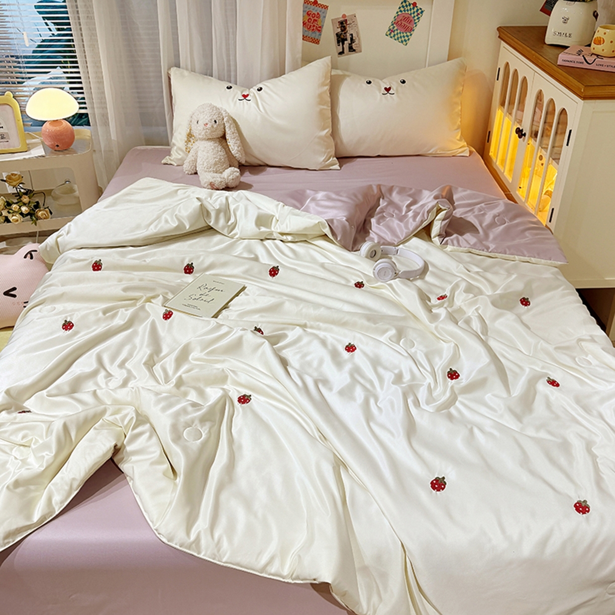 91家纺网 家纺一手货源 找家纺 色鬼布艺高端家居主号 2026春夏新款小清新元气刺绣水洗真丝四件套 爱心-白紫