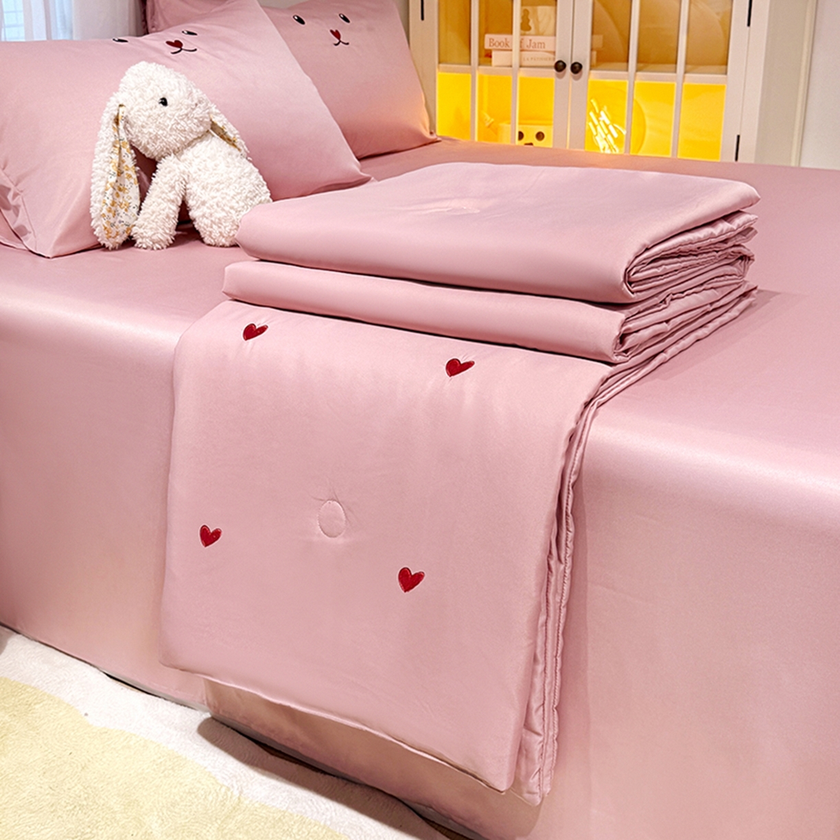 色鬼布艺高端家居主号 2026春夏新款小清新元气刺绣水洗真丝夏被夏凉被空调被 爱心-豆沙