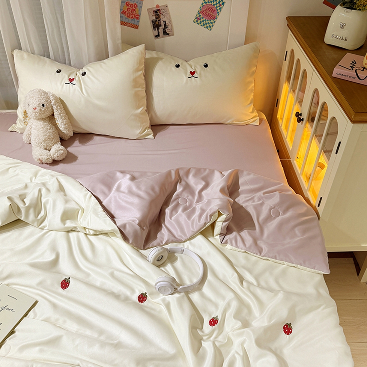 91家纺网 家纺一手货源 找家纺 色鬼布艺高端家居主号 2026春夏新款小清新元气刺绣水洗真丝夏被夏凉被空调被 爱心-白紫