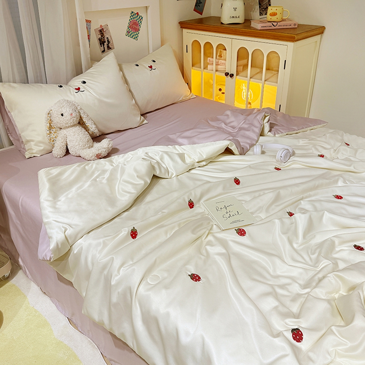 91家纺网 家纺一手货源 找家纺 色鬼布艺高端家居主号 2026春夏新款小清新元气刺绣水洗真丝夏被夏凉被空调被 爱心-白紫