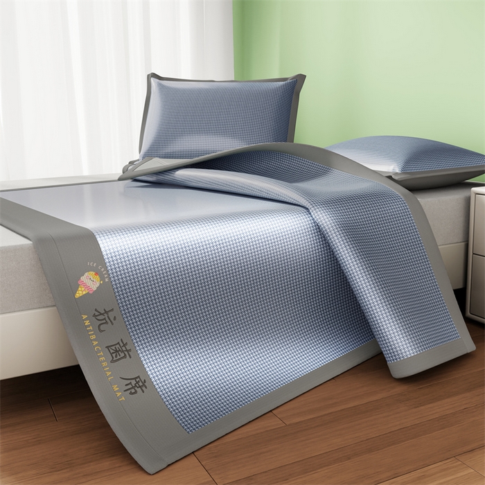 91家纺网 家纺一手货源 找家纺 色鬼布艺高端家居主号 2026新款抗菌冰激凌色织提花床单款床席冰丝席席子凉席 冰淇淋-浅蓝