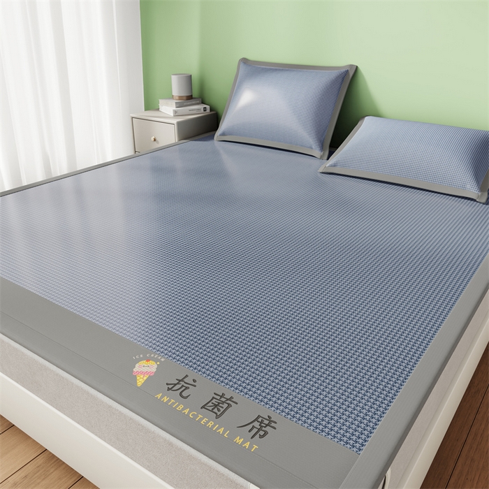 91家纺网 家纺一手货源 找家纺 色鬼布艺高端家居主号 2026新款抗菌冰激凌色织提花床单款床席冰丝席席子凉席 冰淇淋-浅蓝