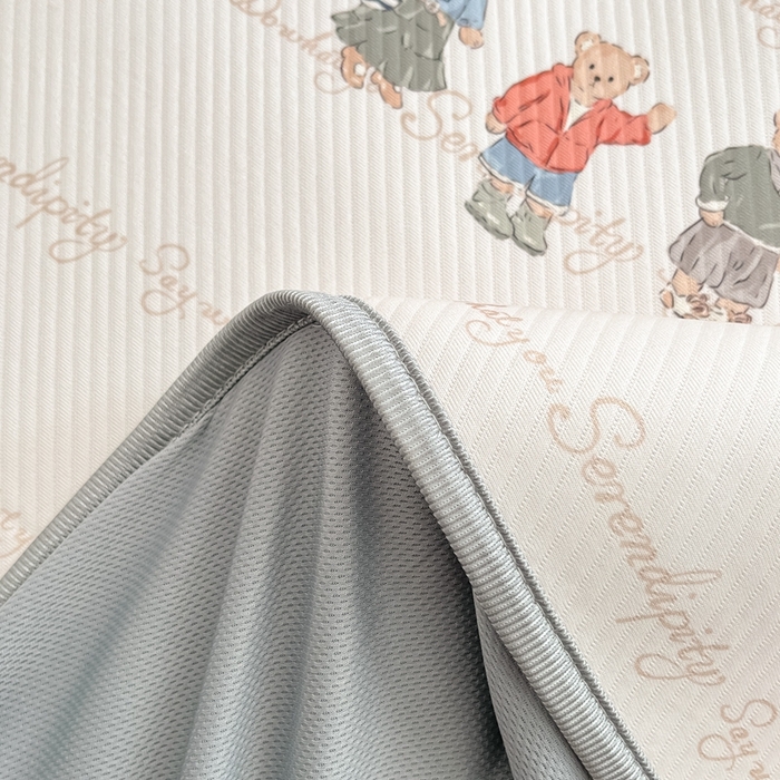 91家纺网 家纺一手货源 找家纺 女子家纺 2026新款大斜纹复合冰丝凉席-床笠款 萌熊印象-床笠款