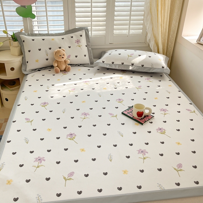 91家纺网 家纺一手货源 找家纺 女子家纺 2026新款大斜纹复合冰丝凉席-床席款 奇妙幻想