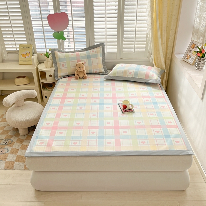 91家纺网 家纺一手货源 找家纺 女子家纺 2026新款大斜纹复合冰丝凉席-床席款 爱心气泡粉