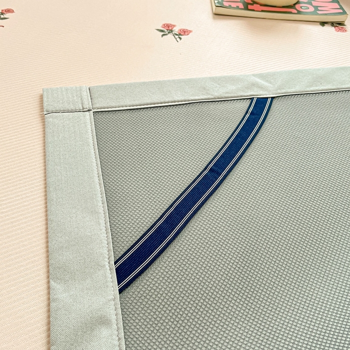 91家纺网 家纺一手货源 找家纺 女子家纺 2026新款大斜纹复合冰丝凉席-床席款 尤克里里粉