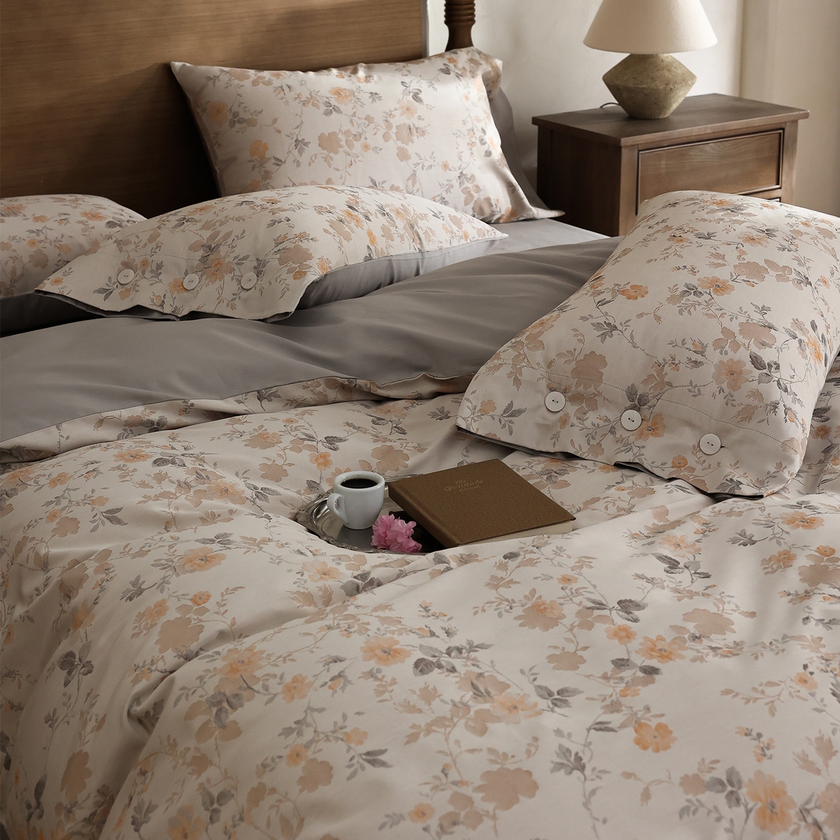 91家纺网 家纺一手货源 找家纺 （总）ONE TWO ONE 121 【控价商品】【提供买家秀】2026新款100s50支长绒棉全棉床上用品色织提花四件套-梦谷花园