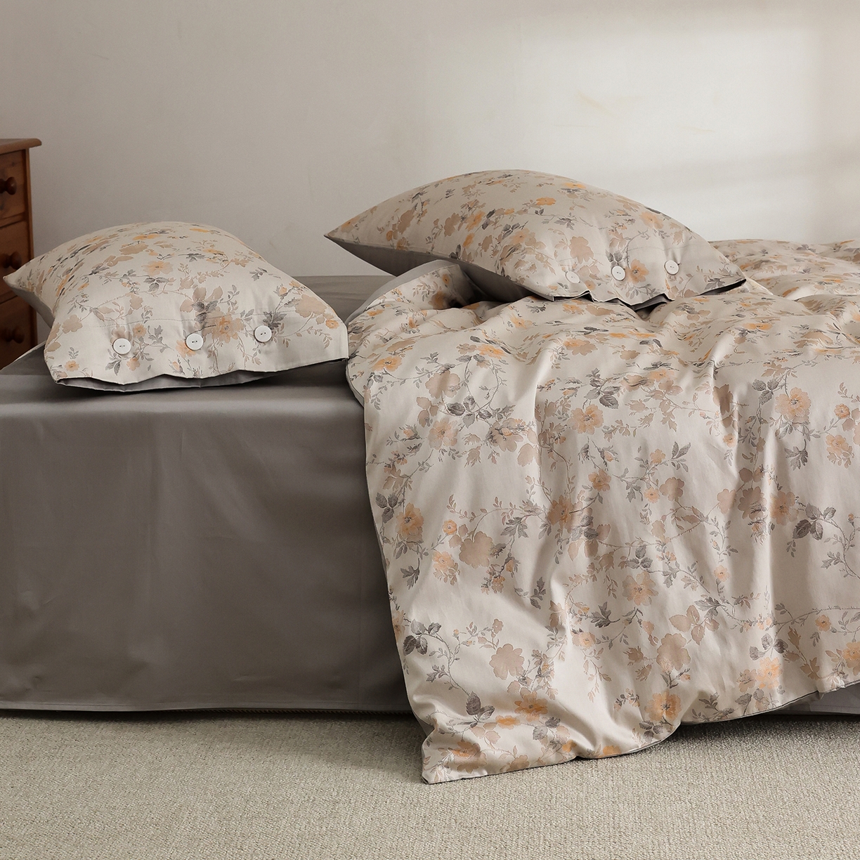 91家纺网 家纺一手货源 找家纺 （总）ONE TWO ONE 121 【控价商品】【提供买家秀】2026新款100s50支长绒棉全棉床上用品色织提花四件套-梦谷花园