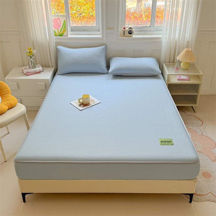 91家纺网 家纺一手货源 找家纺 （总）女子家纺 2026新款凉感丝豆豆床笠三件套加厚三明治床垫保护套