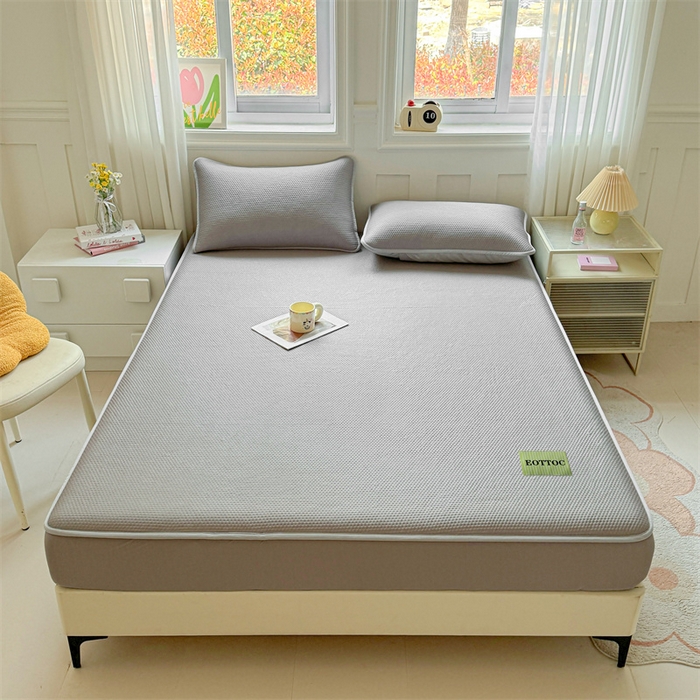 91家纺网 家纺一手货源 找家纺 女子家纺 2026新款凉感丝豆豆床笠三件套加厚三明治床垫保护套 凉感丝豆豆床笠-冰川灰