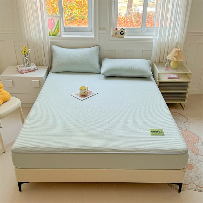 91家纺网 家纺一手货源 找家纺 女子家纺 2026新款凉感丝豆豆床笠三件套加厚三明治床垫保护套 凉感丝豆豆床笠-海港蓝