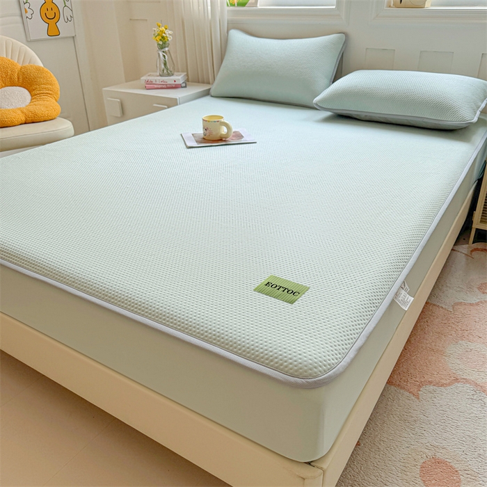 91家纺网 家纺一手货源 找家纺 女子家纺 2026新款凉感丝豆豆床笠三件套加厚三明治床垫保护套 凉感丝豆豆床笠-海港蓝