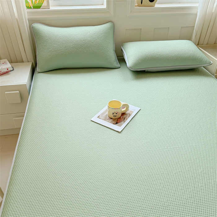 91家纺网 家纺一手货源 找家纺 女子家纺 2026新款凉感丝豆豆床笠三件套加厚三明治床垫保护套 凉感丝豆豆床笠-春辰绿
