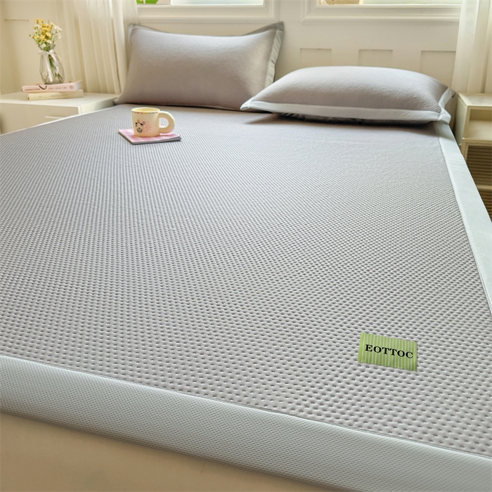 91家纺网 家纺一手货源 找家纺 女子家纺 2026新款凉感丝豆豆凉席三件套冰丝软席三明治款平铺席子 凉感丝豆豆席-冰川灰