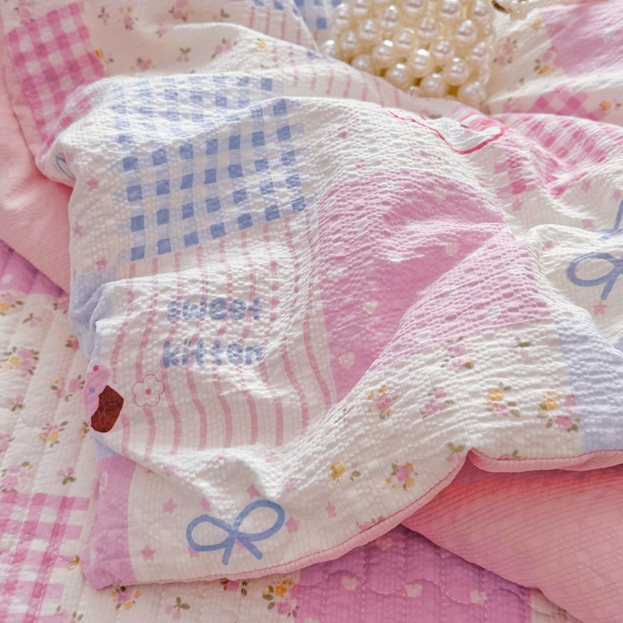 91家纺网 家纺一手货源 找家纺 悠米悠家 2026春夏新款泡泡纱印花夏被夏凉被空调被 kitty 格子铺